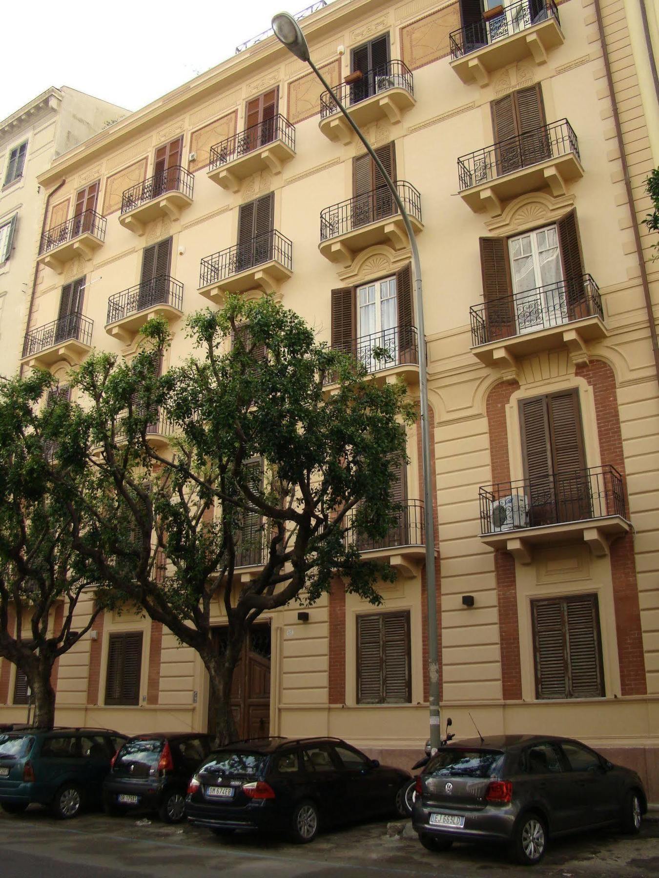 לינה וארוחת בוקר פלרמו Residenza Di Maggio מראה חיצוני תמונה